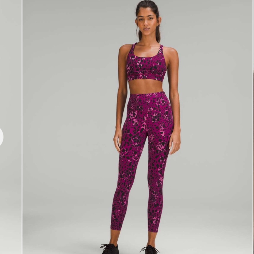 lululemon base pace legging sonic pink pow pink size 4 NWT 🎄 CHRISTMAS SALE 🎄